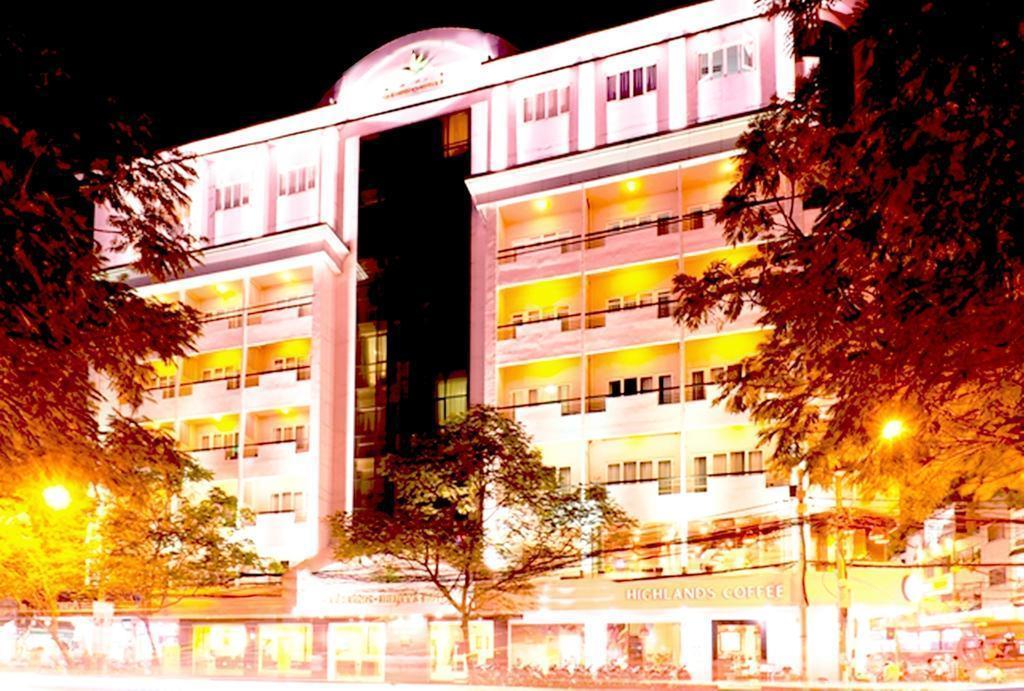 Фотографія Liberty Saigon Green View 3*