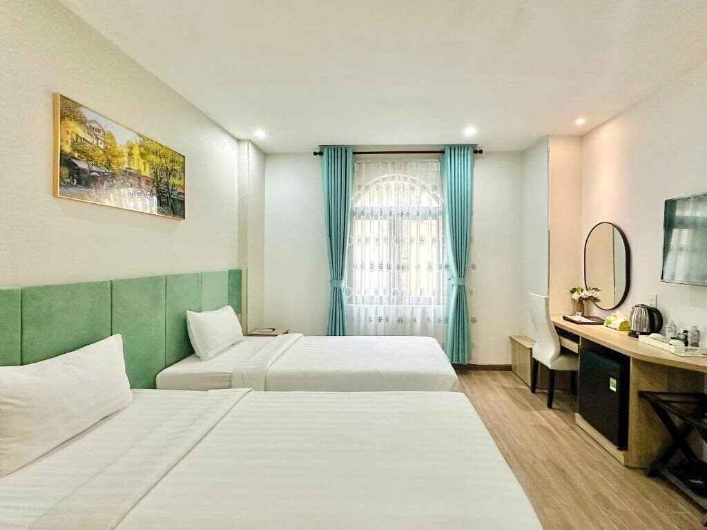 Готель Sunrise Central 3*