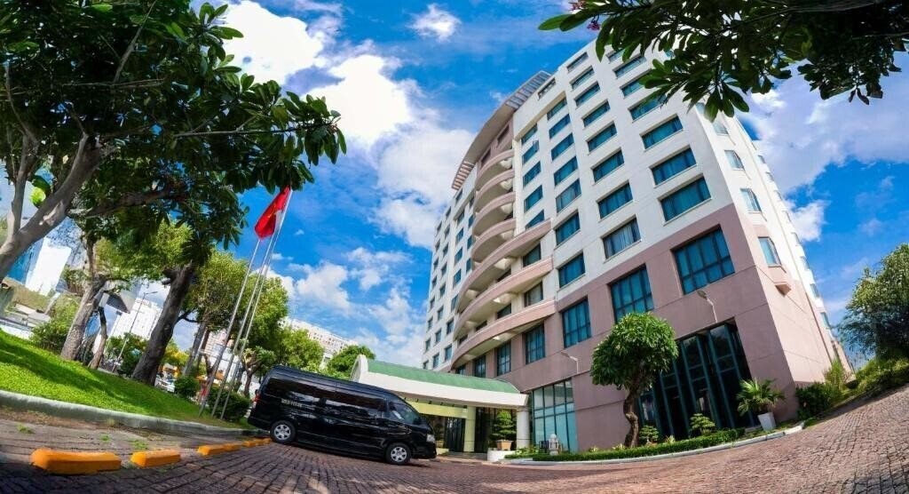 Отель Parkroyal Saigon (ex. Novotel Garden Plaza Saigon) 4*