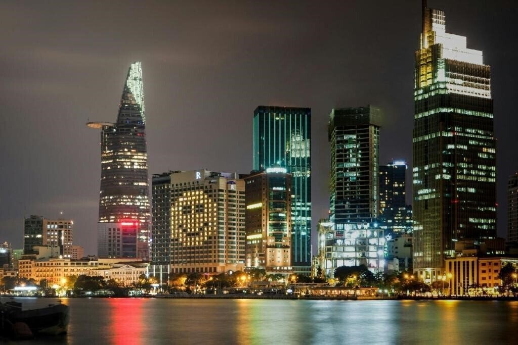 Готель Renaissance Riverside Hotel Saigon 5*