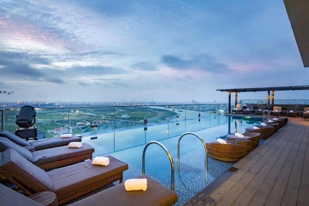 Готель Liberty Central Saigon Riverside 4*