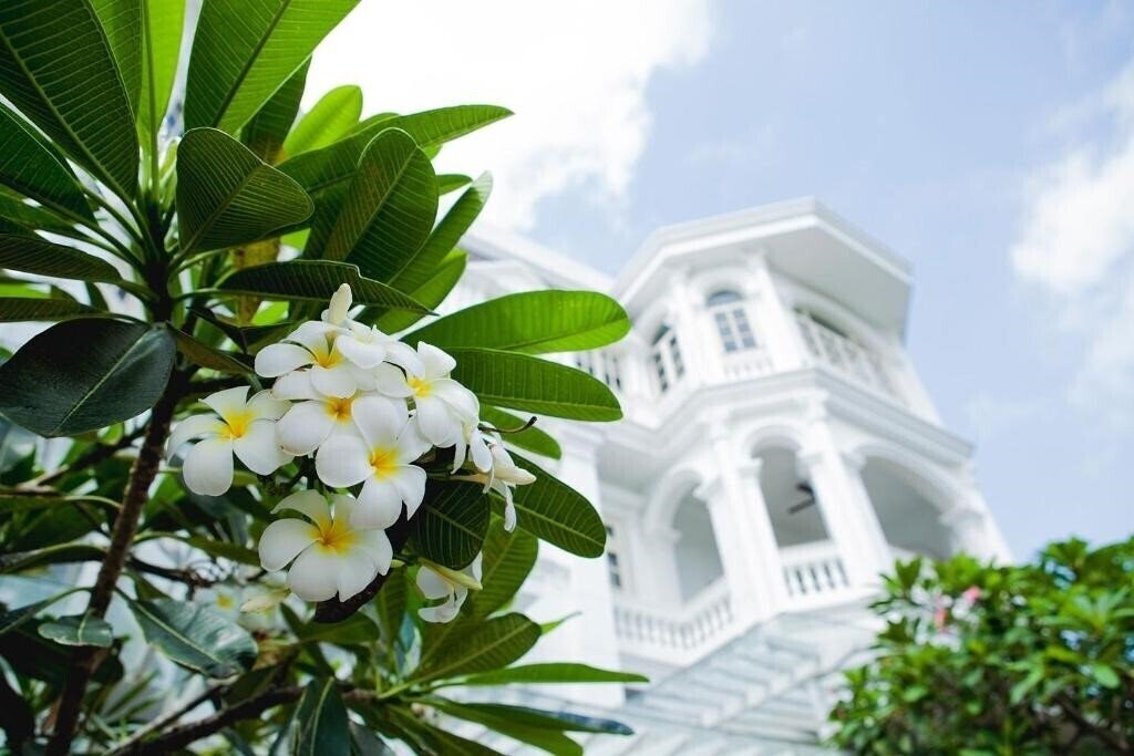 Готель Villa Song Saigon 4*