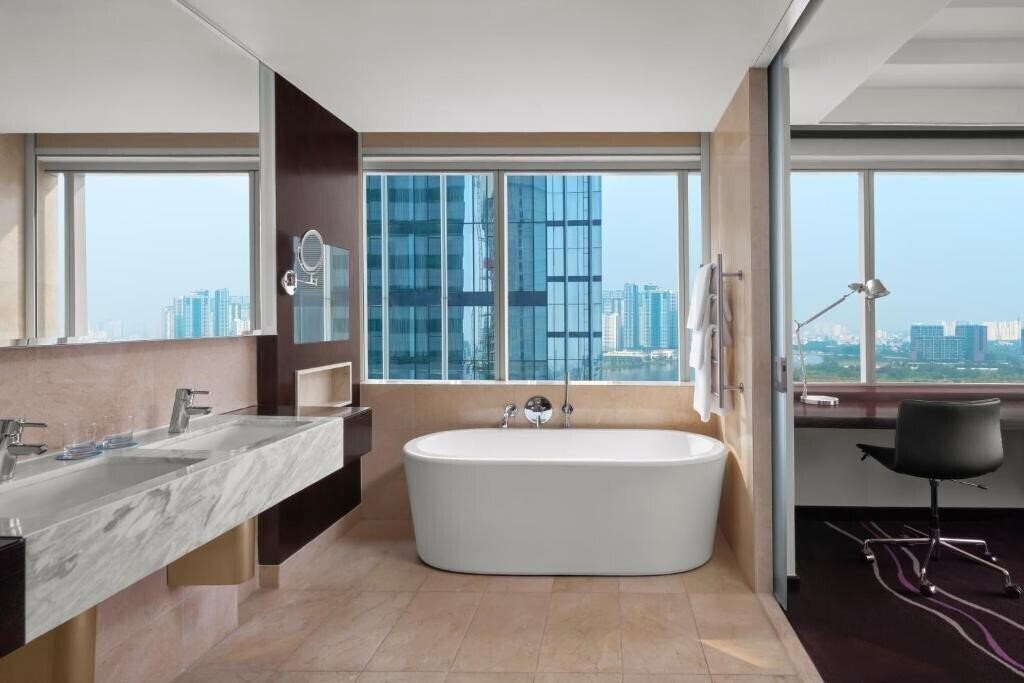 Изображение Le Meridien Saigon 5*