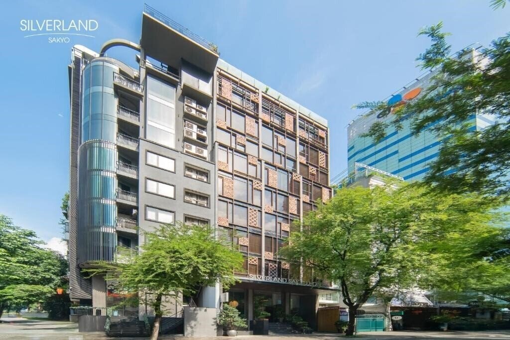 Готель Silverland Sakyo Saigon 4*