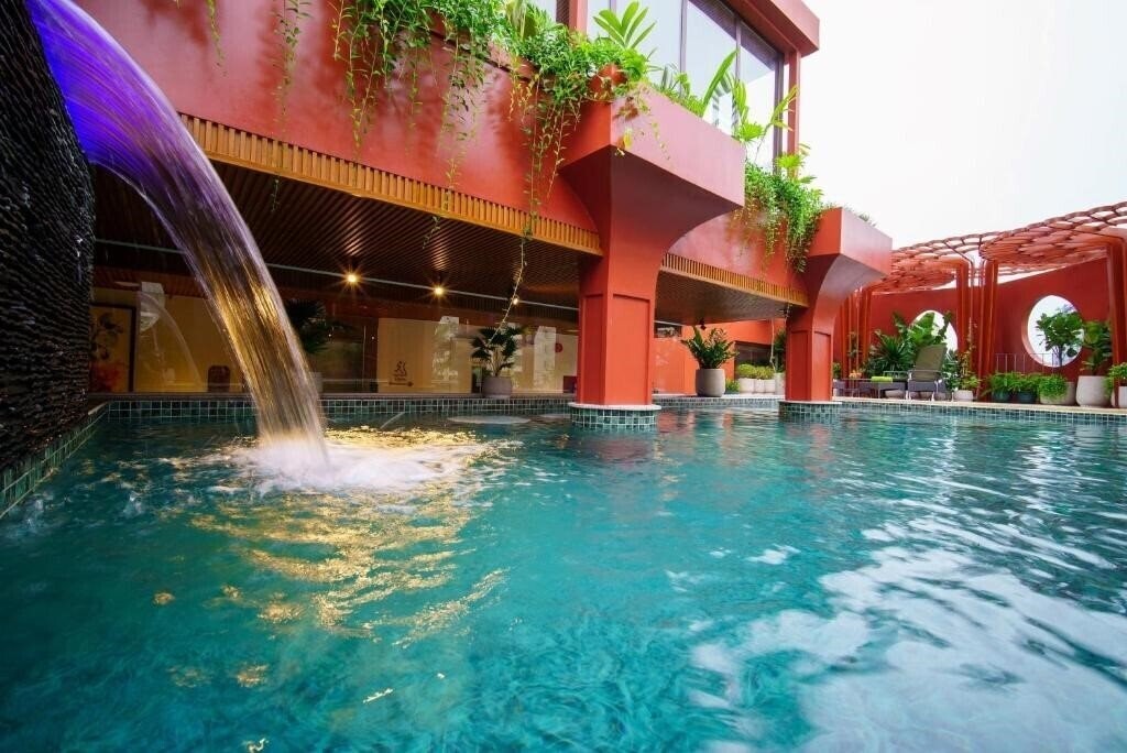 Фотографія Me Saigon Boutique Hotel 4*