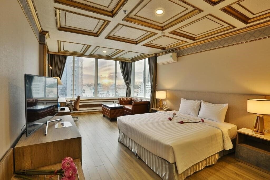 Фотографія New Epoch Hotel 3*