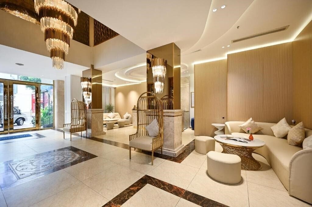 Фото Cicilia City Hotel Saigon Center 4*