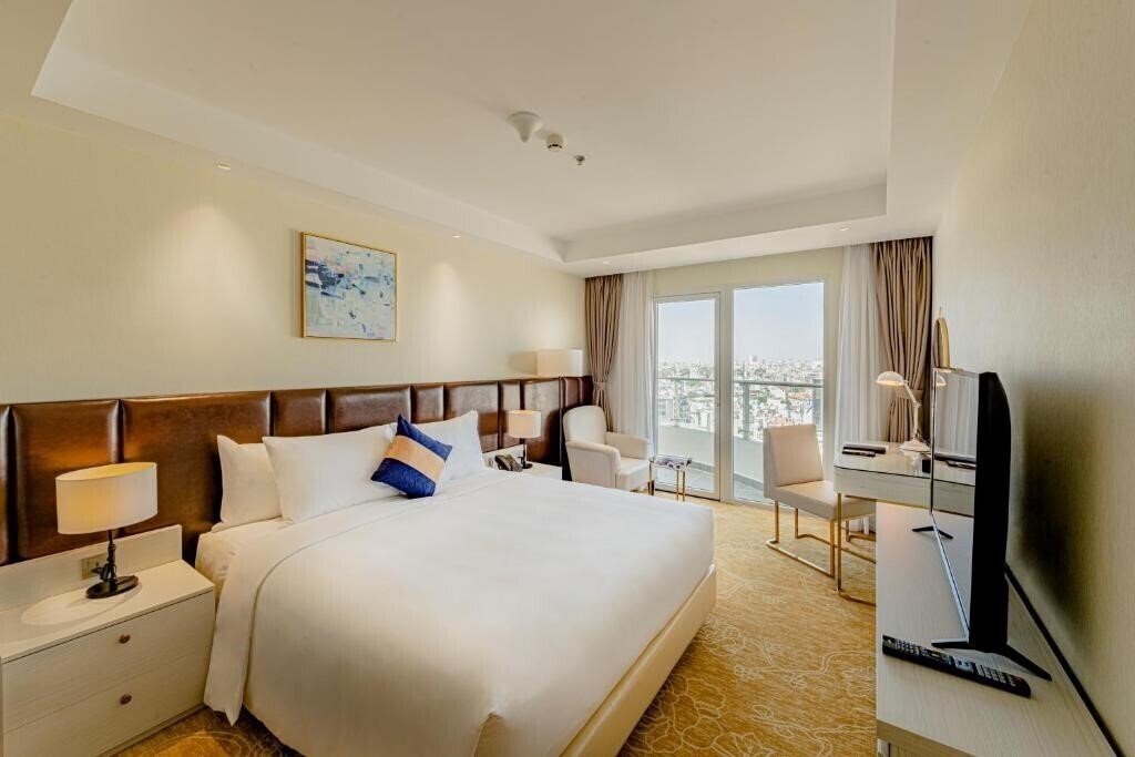 Фотографія La Vela Saigon Hotel 5*