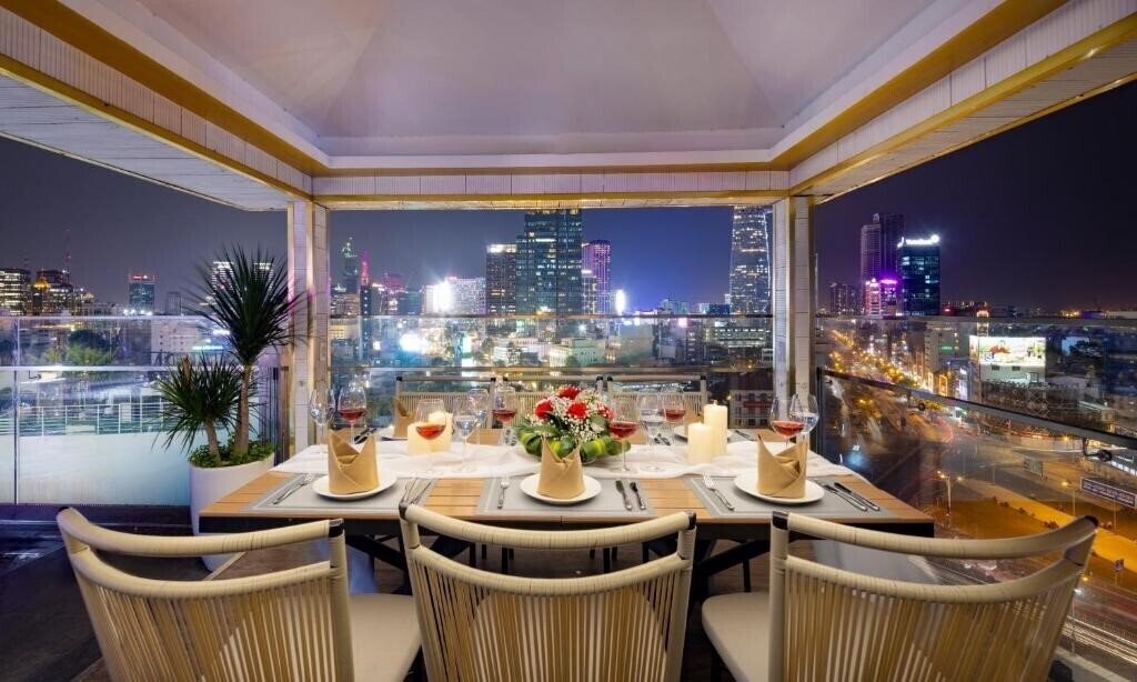 Картинка Winsuites Saigon 4*