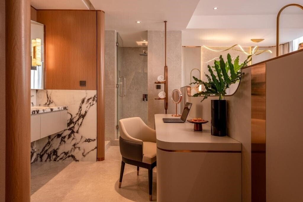 Фотография Ramada Encore By Wyndham Saigon 4*
