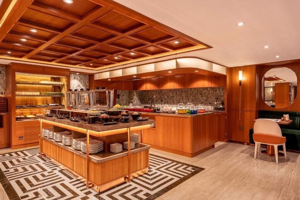 Картинка Ramada Encore By Wyndham Saigon 4*