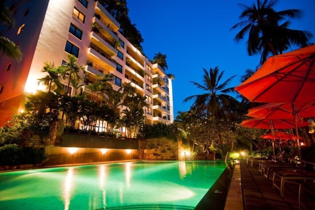 Отель Saigon Domaine 4*
