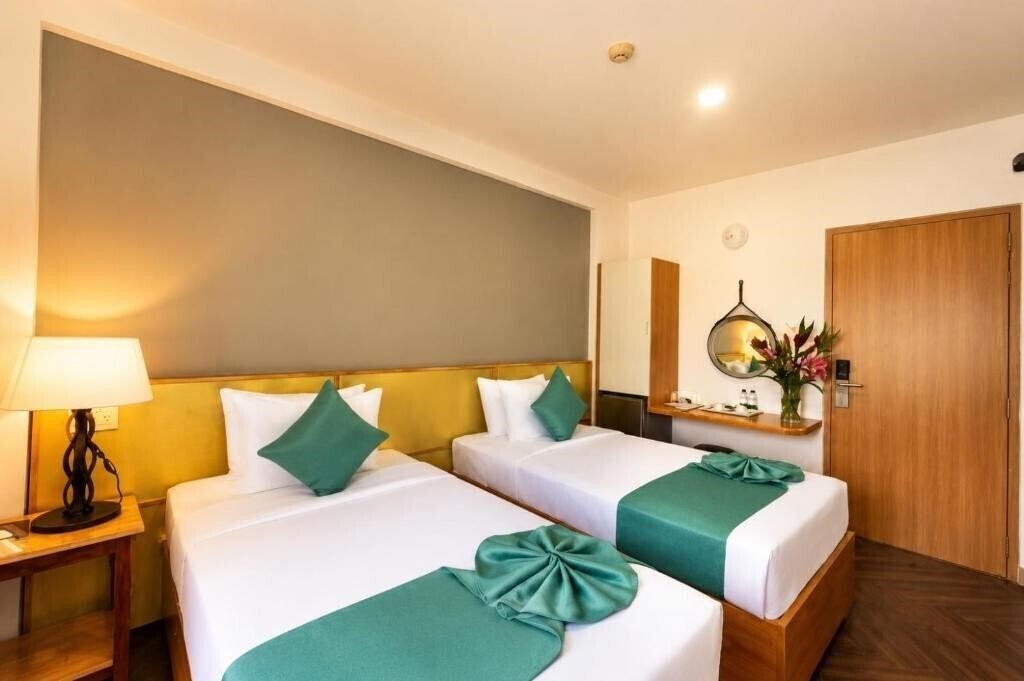 Фотографія Happy Life Green Hotel 4*