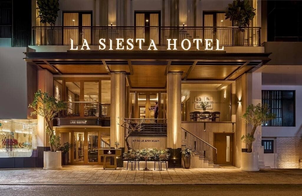 Фото La Siesta Premium Saigon Central 5*