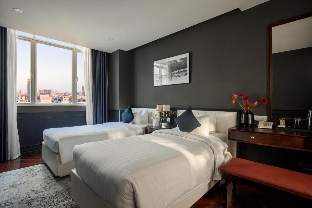Фотографія Kin Hotel Dong Du 4*