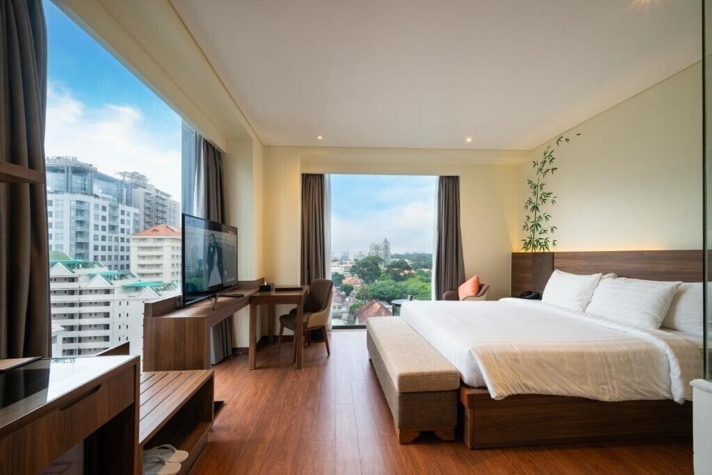 Фотографія Northern Charm Hotel 4*