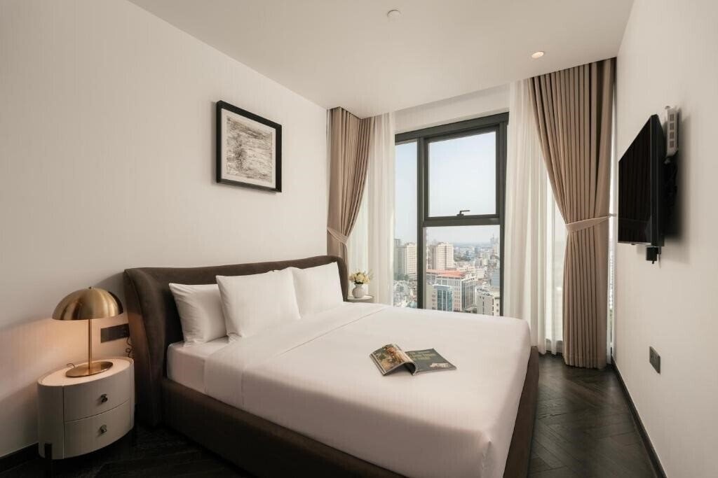 Готель Lancaster Legacy Hotel & Apartments 5*