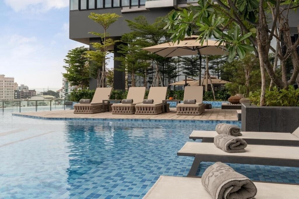 Фото Lancaster Legacy Hotel & Apartments 5*