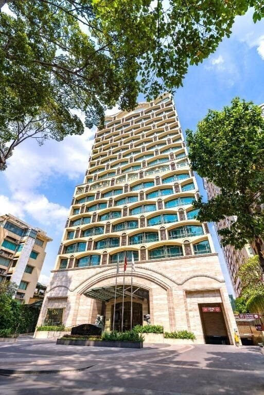 Готель Sherwood Suites 5*