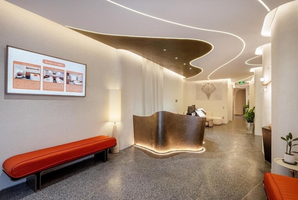 Отель Metrolux City Contemporary Hotel 3*