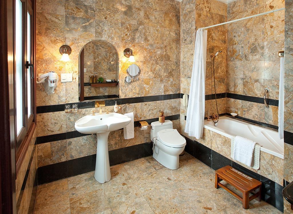 Фотографія Majestic 4*