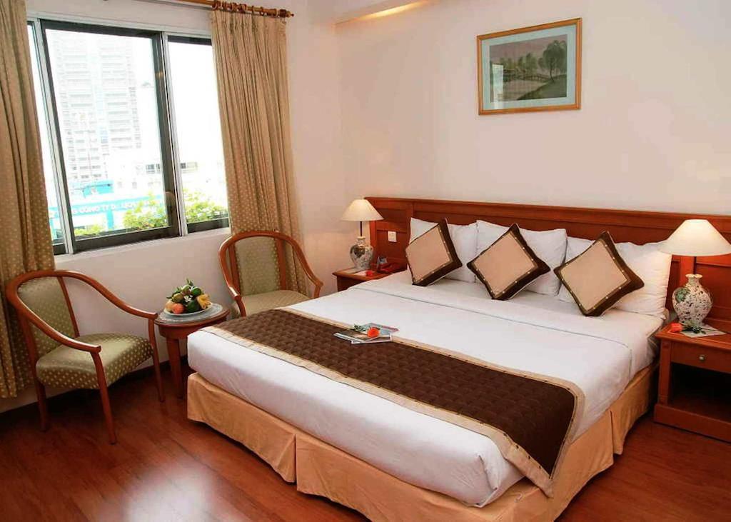 Готель Oscar Saigon 3*