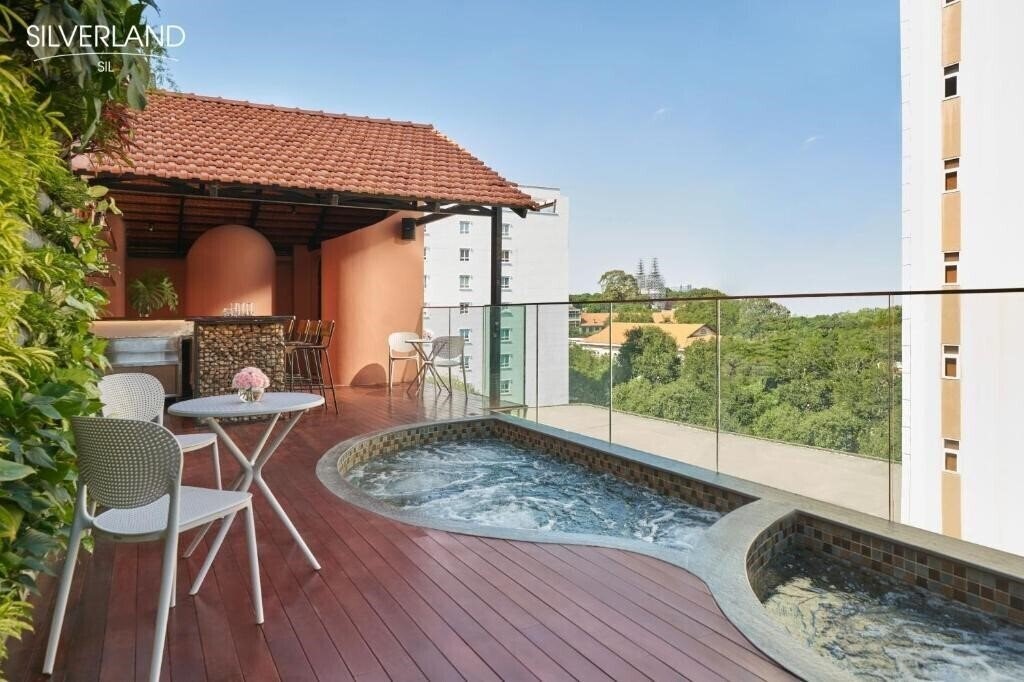 Готель Grand Silverland Hotel & Spa 4*