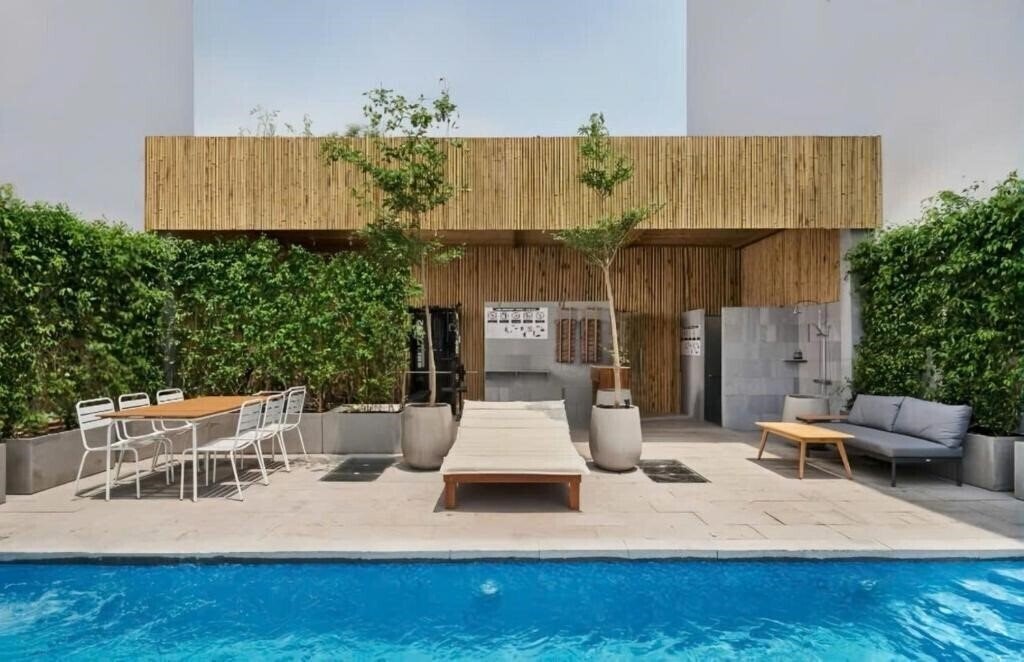 Отель Diamond Hill Hotel (ex. Blue Diamond) 4*