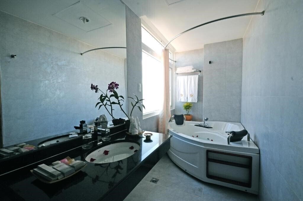 Фото Romance Hue 4*