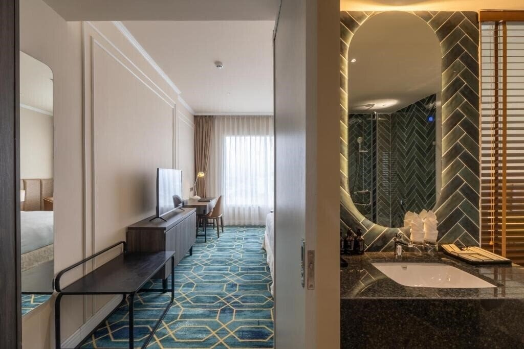 Фотография La Vela Hue Hotel 4*