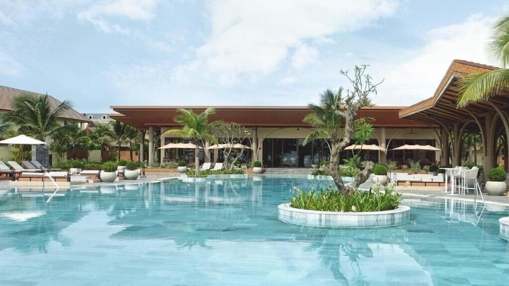 Готель Voco Quang Binh Resort by IHG 5*