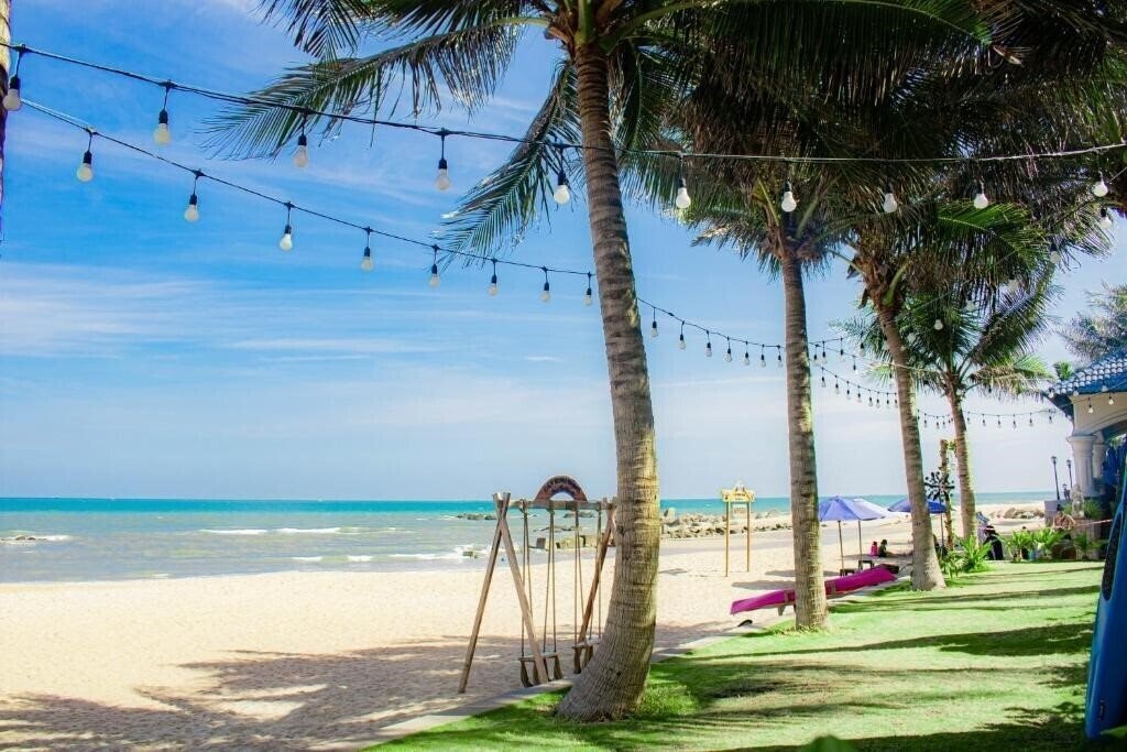 Фотографія Lan Rung Beach Resort 5*