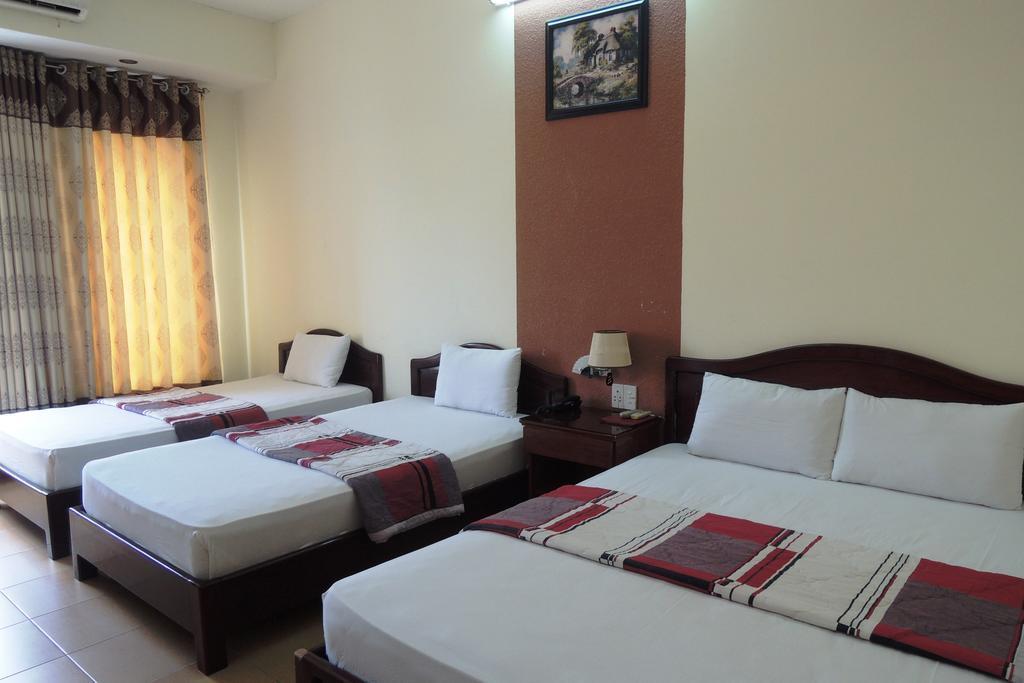 Готель C30 Glory Hotel 2*