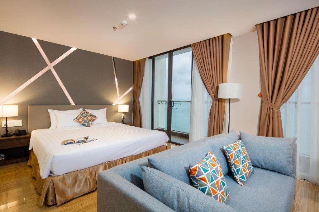 Готель King Town Hotel 2*