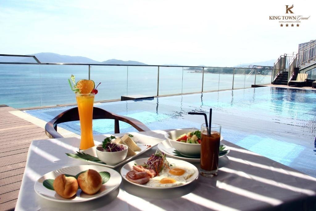 Фотографія King Town Hotel 2*
