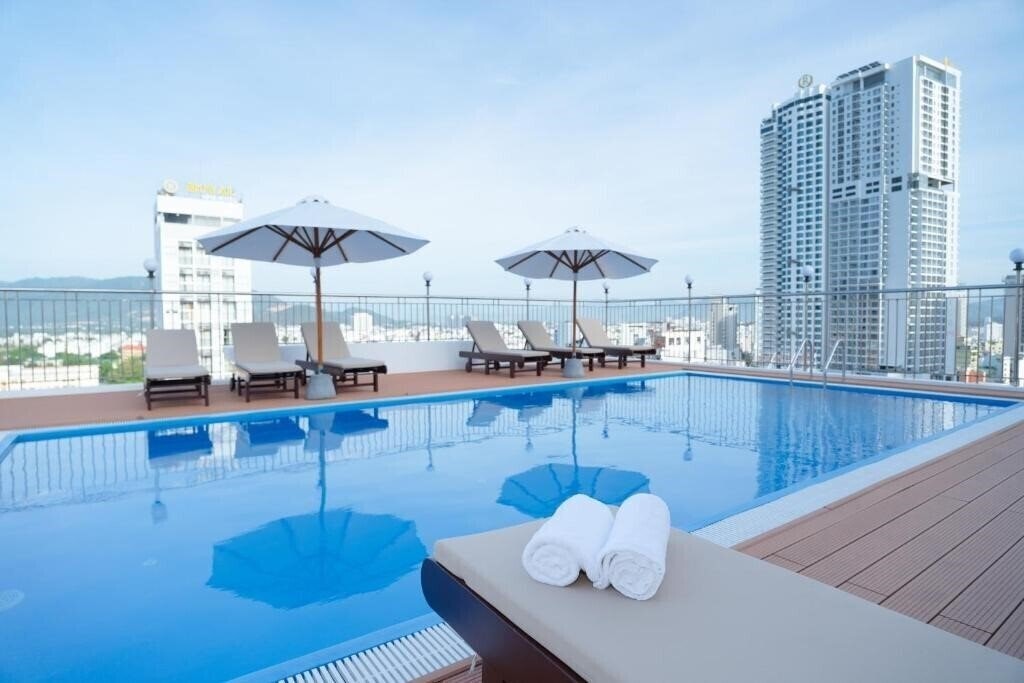 Готель Galliot Hotel 4*