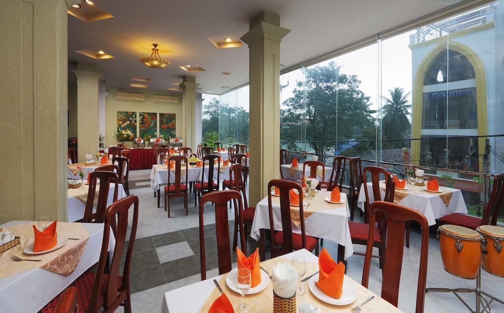 Фотографія Nha Trang Beach Hotel 3*