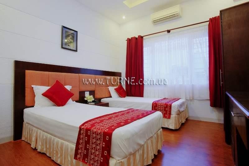 Фото Chelsea Hotel 2*