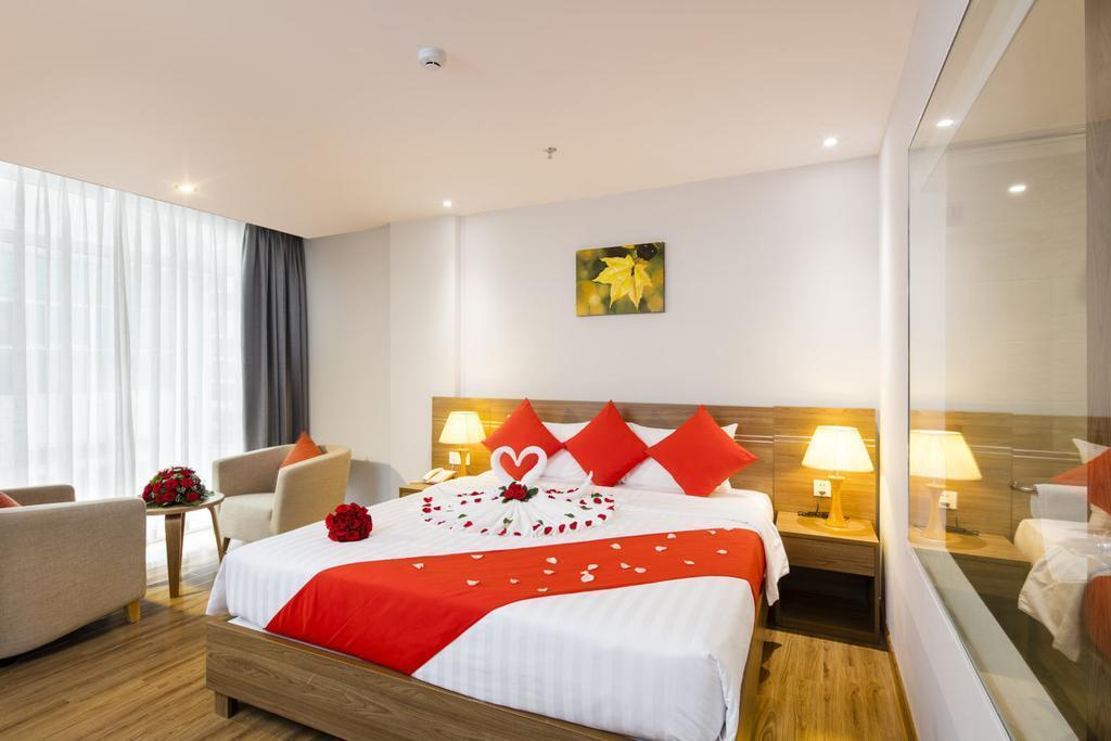 Отель Maple Leaf Hotel Nha Trang 3*
