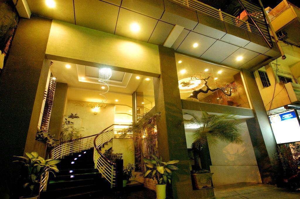 Отель Brandi Nha Trang Hotel 3*