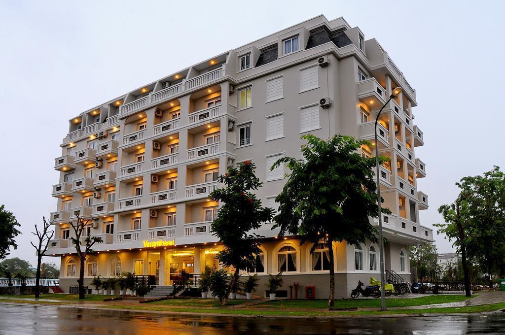 Отель Verano Beach Hotel 3*