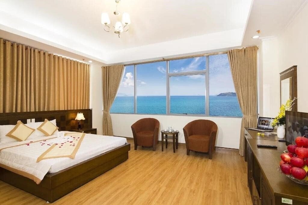 Готель Central Hotel 3*