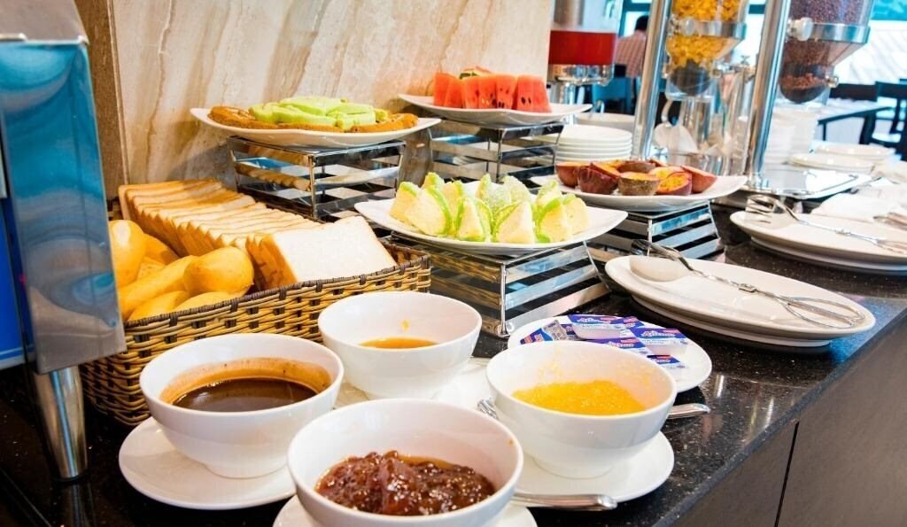 Изображение Meriton Hotel 3*