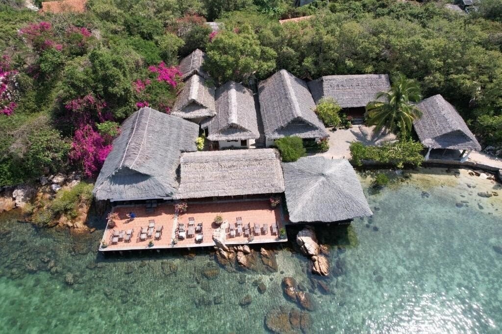 Фотография Whale Island Resort 2*