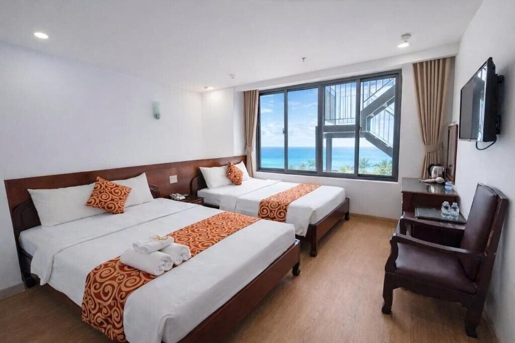 Готель Le Soleil Hotel 3*