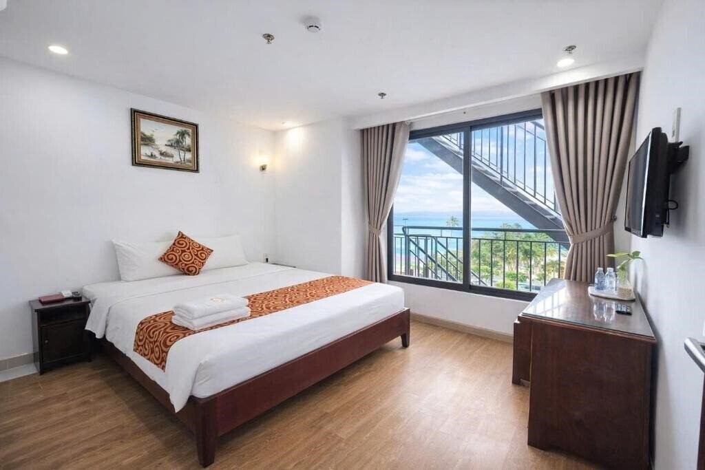 Фото Le Soleil Hotel 3*