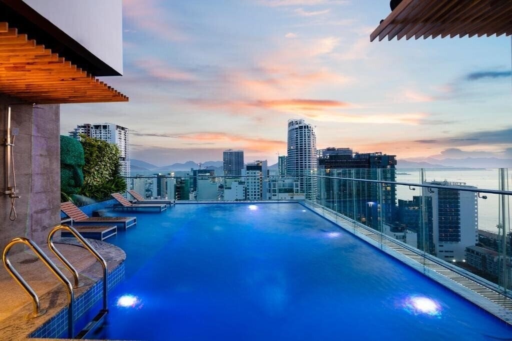 Отель Erica Nha Trang Hotel (ex. Erica Hotel, Erica Hotel Nha Trang) 4*