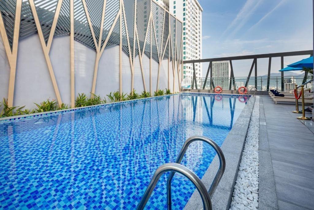 Готель The Art Nest Hotel Nha Trang 4*