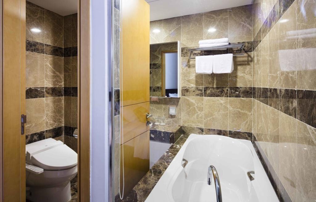 Фотографія Miracle Luxury Hotel (ex. Hoan Cau) 4*