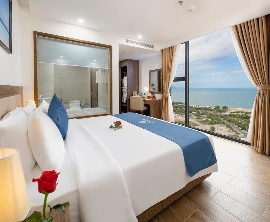 Фотографія Miracle Luxury Hotel 4*